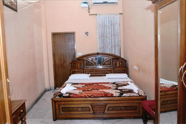 Hotel Soorya Heritage Inn Пондичери Екстериор снимка